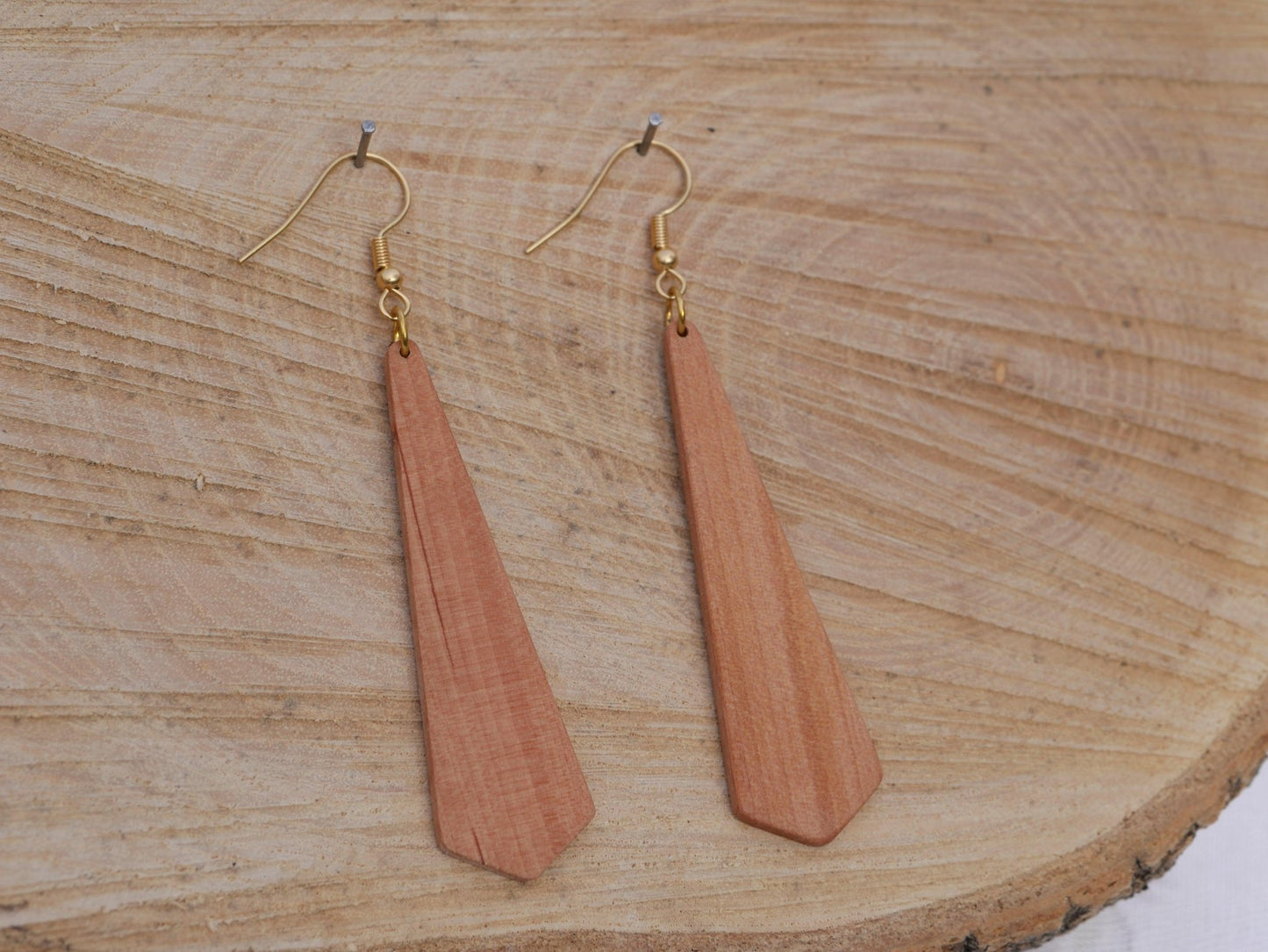 Boucles d'oreilles longues en bois, Les Raffinées (vue 5)